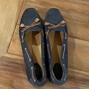 Clarks Women’s Suede Driving Mocs.